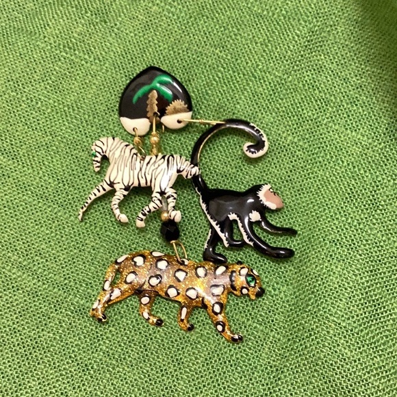 Vintage Lunch at the Ritz zoo animal pierced earrings Zebra, monkey & leopard - Picture 3 of 6